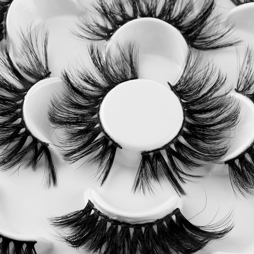 Thick Mink Hair Eyelashes 25mm Lashes Thick Long Wispy Fluffy Handmade Eyelashes